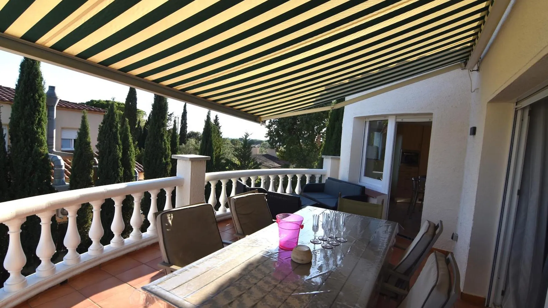 Rnet - Casa Morere Roses Spain